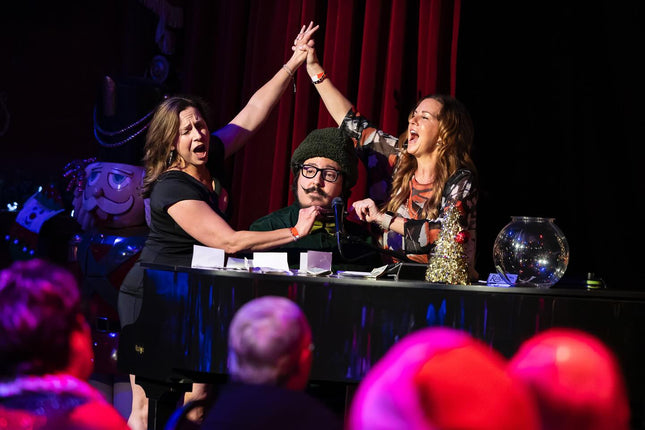 Dueling Pianos at Beach Boulevard Club - Buena Park, CA